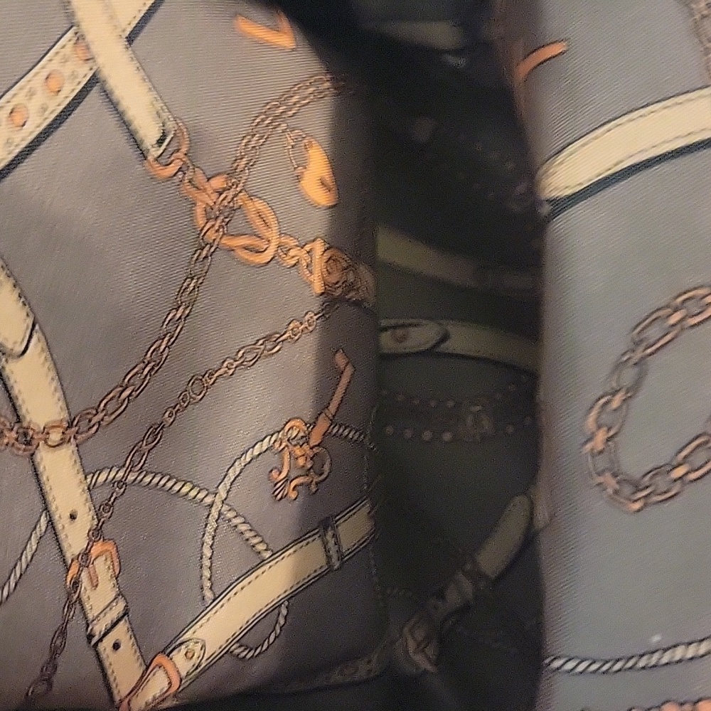 Vegan Mini Backpack - Picture 5 of 7